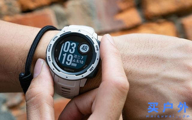 佳明Garmin Instinct户外运动腕表，功能之外同时拥有高颜值！