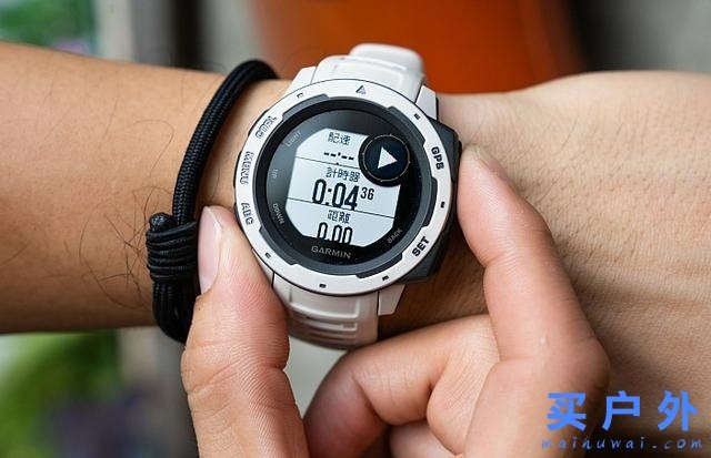 佳明Garmin Instinct户外运动腕表，功能之外同时拥有高颜值！