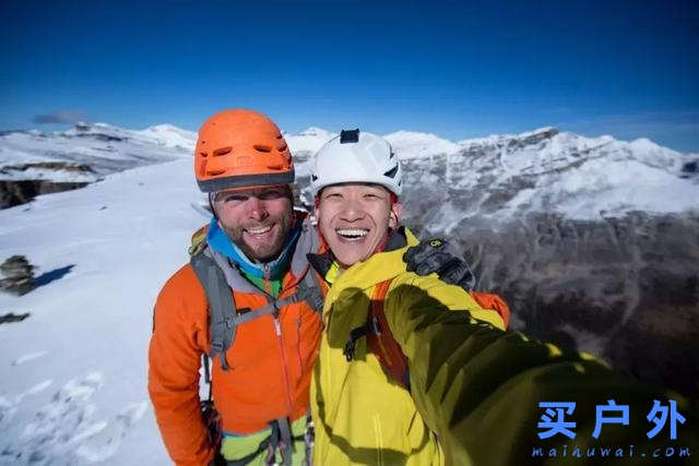 新手有什么可以入门登顶的雪山可以尝试？