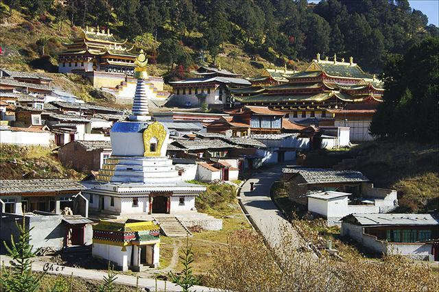 郎木寺,背包客的旅行胜地