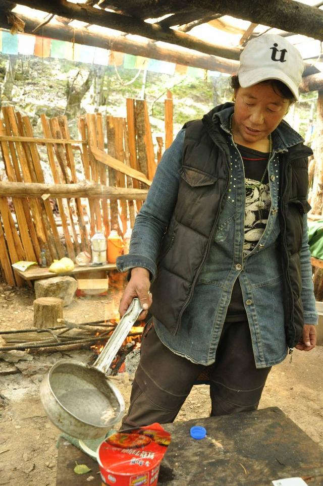 有个地方叫雨崩村,不去天堂就去雨崩徒步