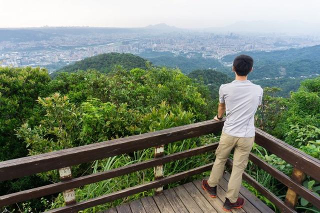 购买户外登山鞋的新选择,猛犸象Mammut高帮防水登山鞋测评