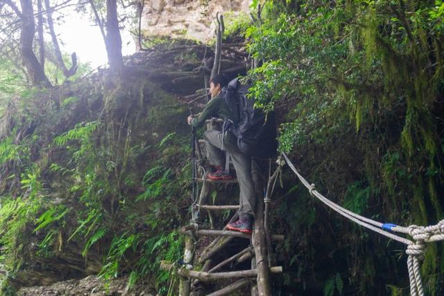 购买户外登山鞋的新选择,猛犸象Mammut高帮防水登山鞋测评