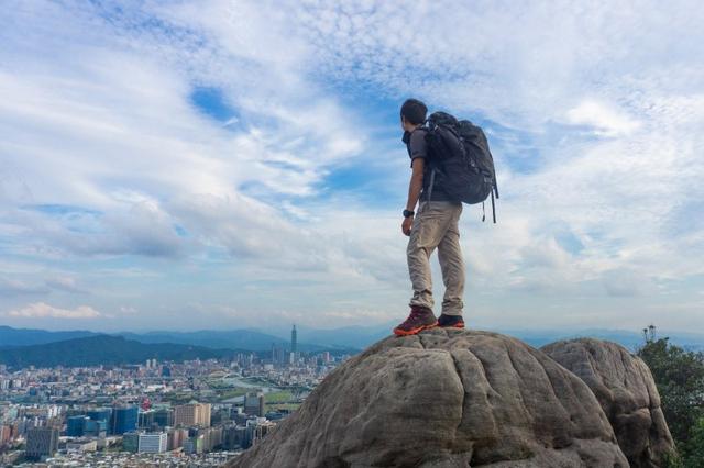 购买户外登山鞋的新选择,猛犸象Mammut高帮防水登山鞋测评