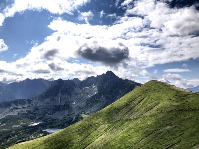 波兰最值得你去旅行的地方,塔特拉山脉一日登山游