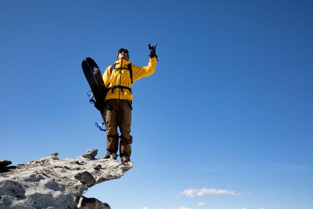 秋冬除了抓绒外套外的新选择,Patagonia新款防水外壳外套