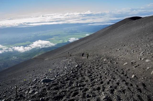 日本富士山攻略,超详细富士山交通、登山路线、装备、景点整理