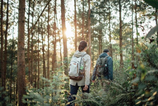 爬山,你准备好了吗?最实用户外登山装备清单