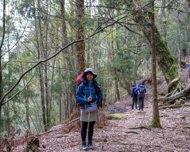 萨洛蒙(Salomon)VAYA中帮防水登山鞋实测,一款女孩专属户外鞋