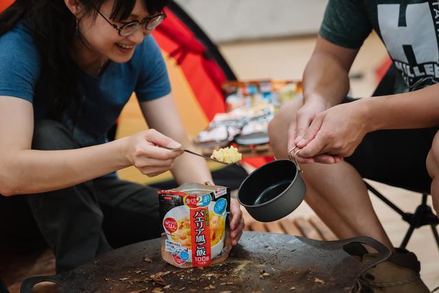 不用为登山带什么吃的发愁,推荐即冲即食干燥饭（脱水米饭）