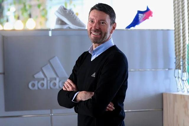 Adidas阿迪达斯第二季业绩大倒退,净亏损27亿